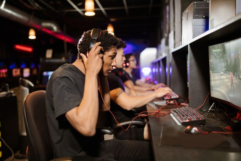 Qu&rsquo;est-ce que l&rsquo;e-sport et comment le découvrir ?